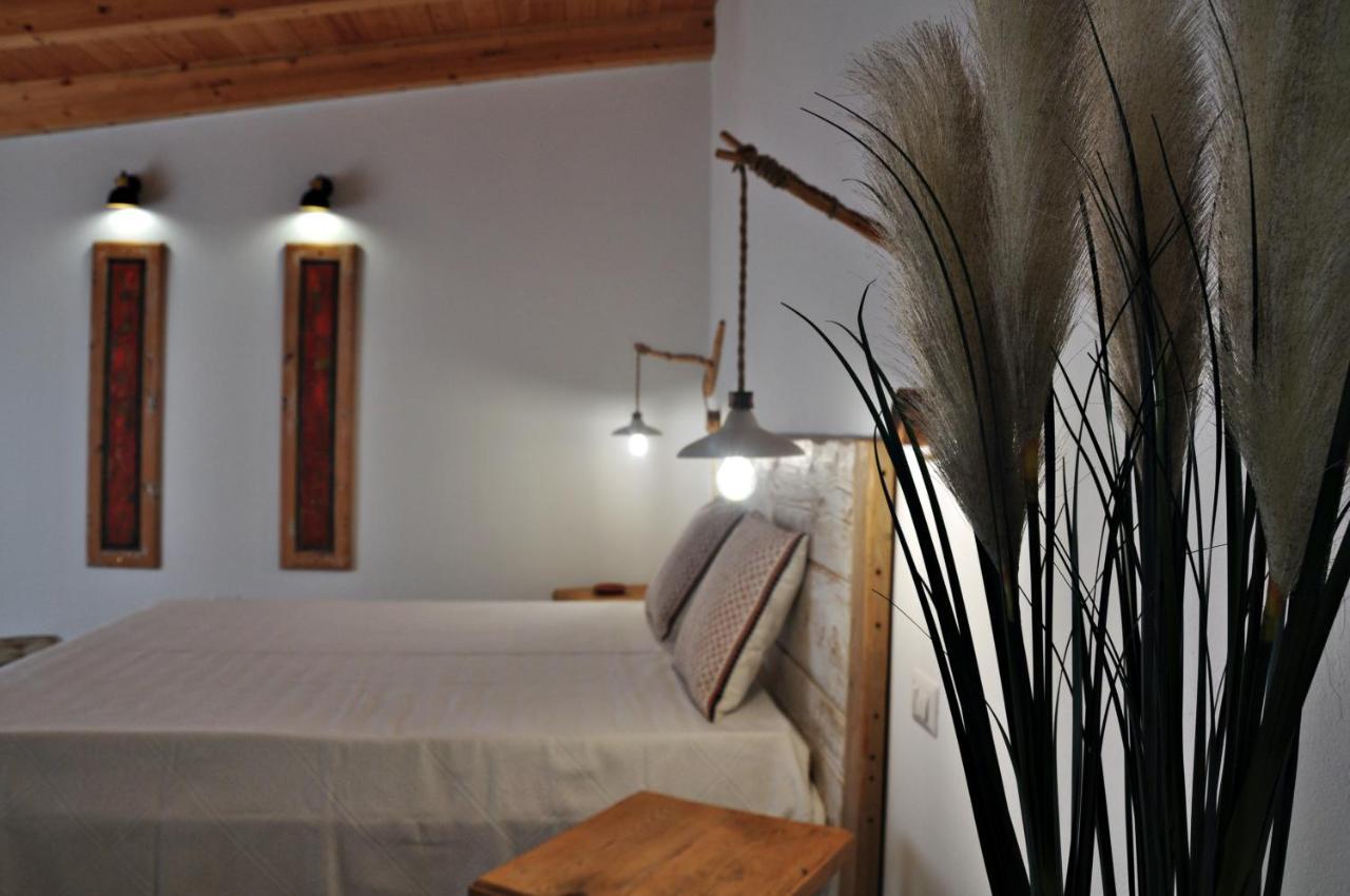 B&B Les Chambres Rooms & Suite Santa Teresa Gallura Exteriör bild
