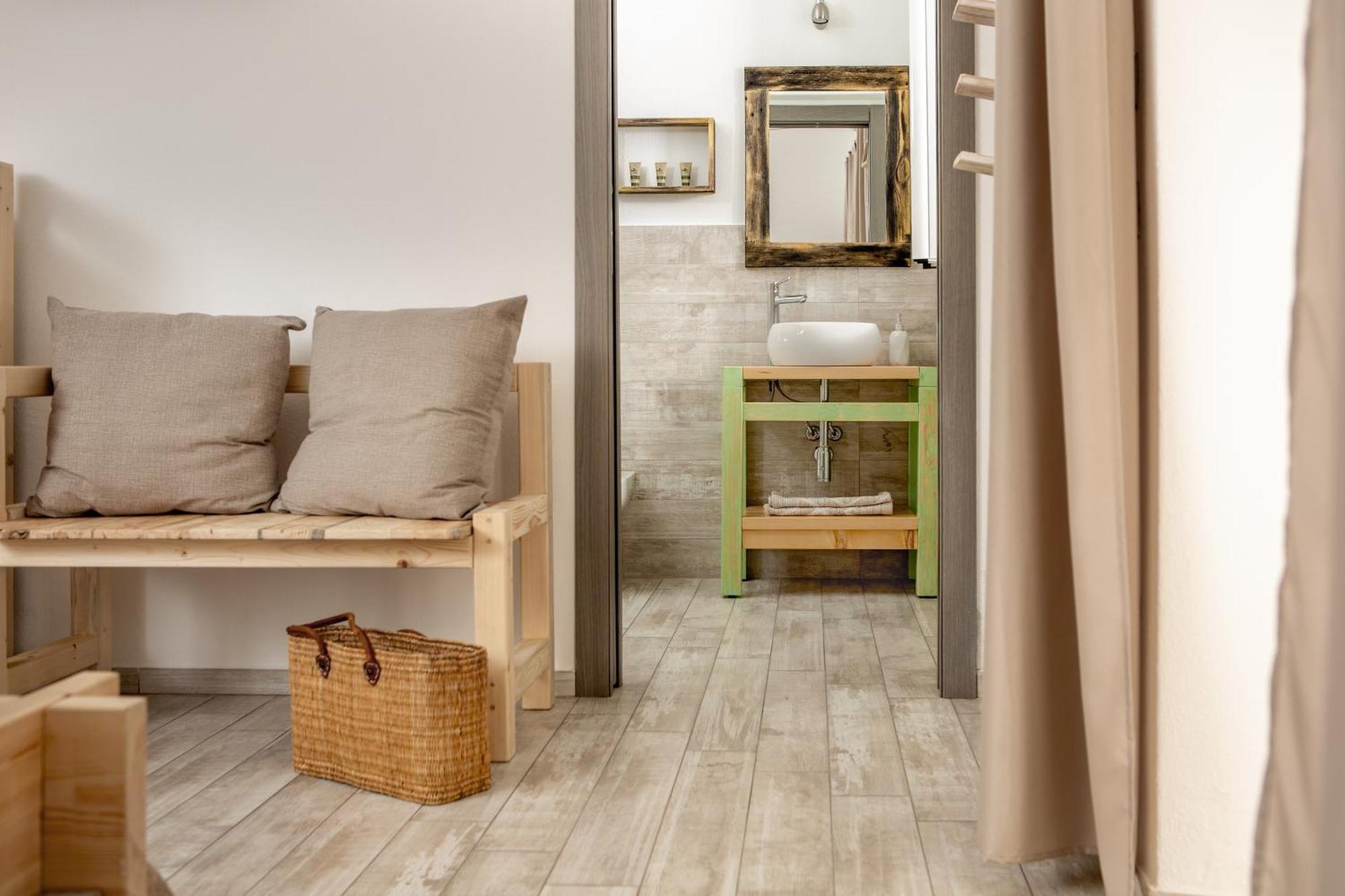 B&B Les Chambres Rooms & Suite Santa Teresa Gallura Exteriör bild