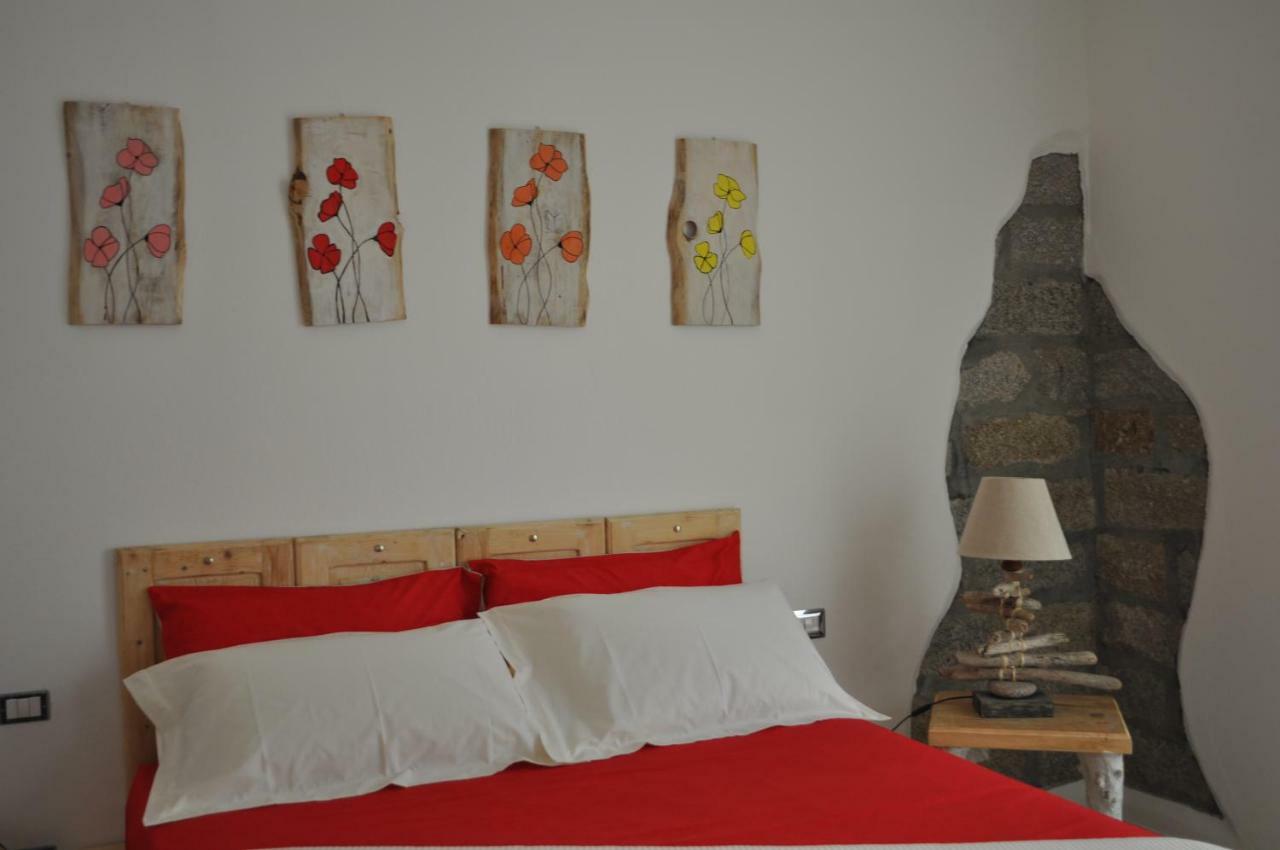 B&B Les Chambres Rooms & Suite Santa Teresa Gallura Exteriör bild